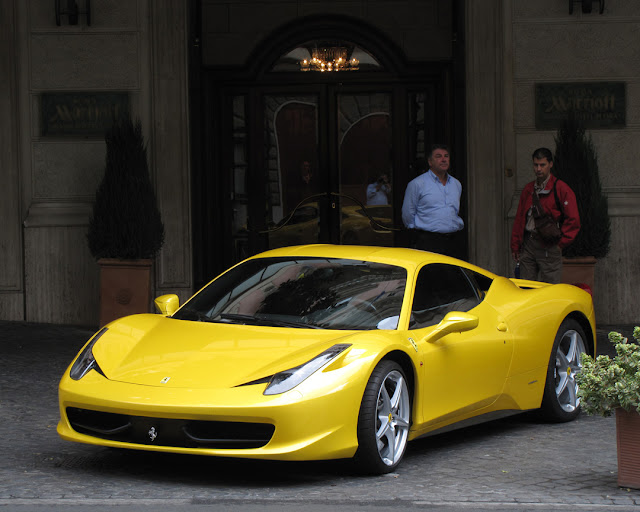 Ferrari 458 Italia, via Veneto, Rome