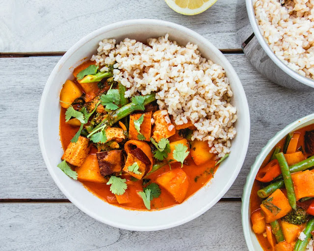 Embrace the Exotic Flavors: Vegan Tofu Pineapple Curry (Thai-Inspired)