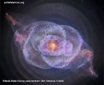 Nebula Mata Kucing dengan warna kebiruan