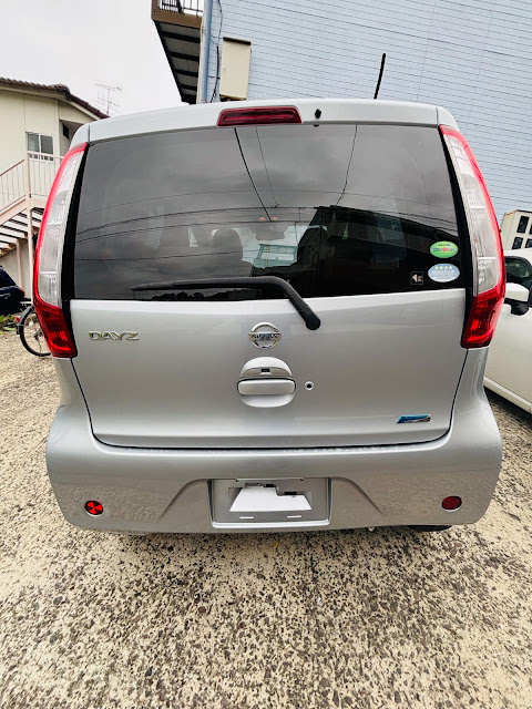 Nissan Dayz 660 cc back side