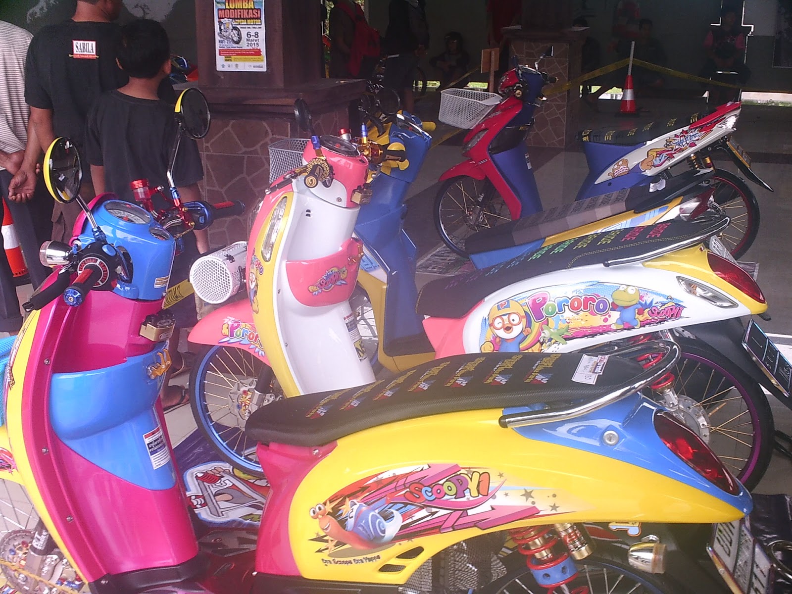 84 Scoopy Modifikasi Kartun Kumpulan Modifikasi Motor Scoopy Terbaru