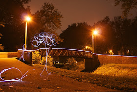 light painting figures