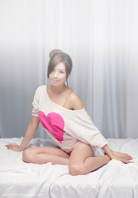 Kim-Ha-Yul-Heart-very cute asian girl-girlcute4u.blogspot.com