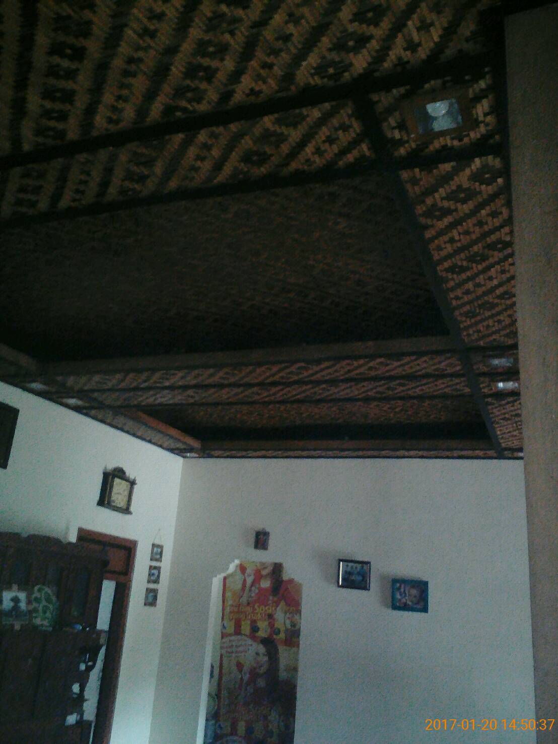  Plafon Rumah Dari Anyaman Bambu 