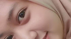 Hijab Girl With Green Eyes