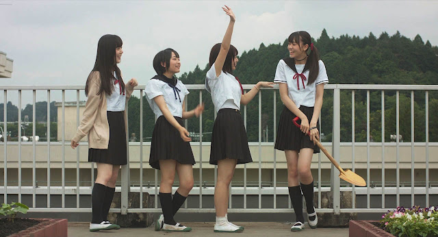 영화 리뷰 | 야호! 좀비와 함께하는 신나는 학교생활!(がっこうぐらし！, School-Live!, 2019)