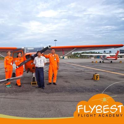 Pengalaman ke Sekolah Terbang Batam FlyBest Flight Academy dengan Blogger Kepri