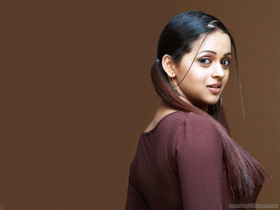 South Indian Actress Bhavana HD Glamorous Wallpapers