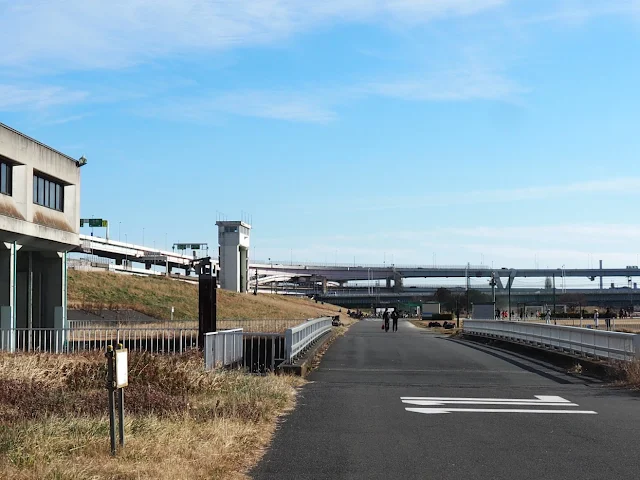 荒川自転車道　堀切橋