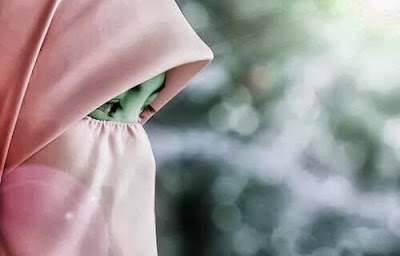 Dalil Lengkap Mengenai Wanita Sholehah Dalam Islam Bersumber dari Al Quran Dan Al Hadist - Islamic Information