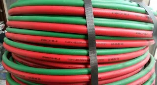 Distributor selang las dobel line merek RichuSelang Las Dobel (Twin Welding) untuk kegunaan aliran Oxygen dan Acetylene .  Ukuran 6mm (Oxygen) + 9mm (Accetylene)  Motif polos warna Merah pada Acetylene dan hijau untuk Oxygen nya.  Panjang 100 meter per rol.