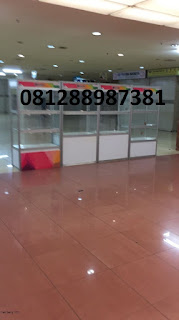 SEWA DAN JUAL RAK SHOWCASE 081288987381