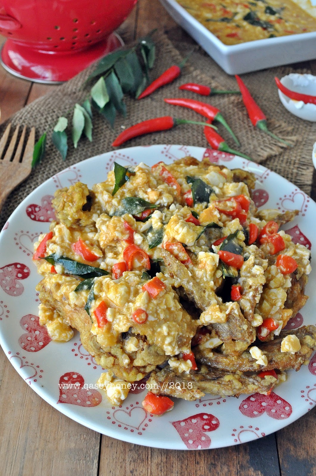 SALTED EGG BUTTER CHICKEN - QASEY HONEY