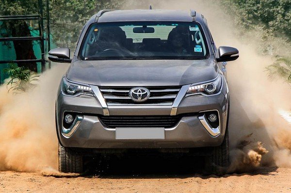 upcoming-toyota-suv-cars-in-india-toyota-fortuner-2021-1