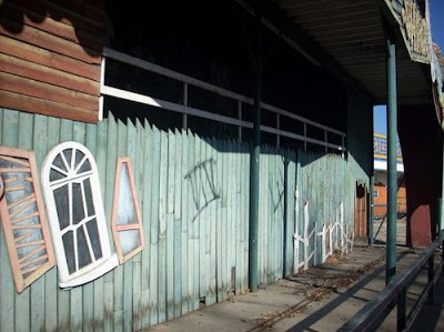 Abandoned Amusement Park in Kansas Seen On www.coolpicturegallery.us