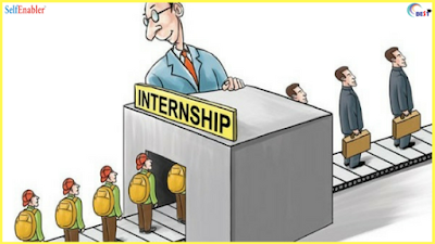 HOW INTERNSHIPS CAN HELP IN FUTURE CAREER