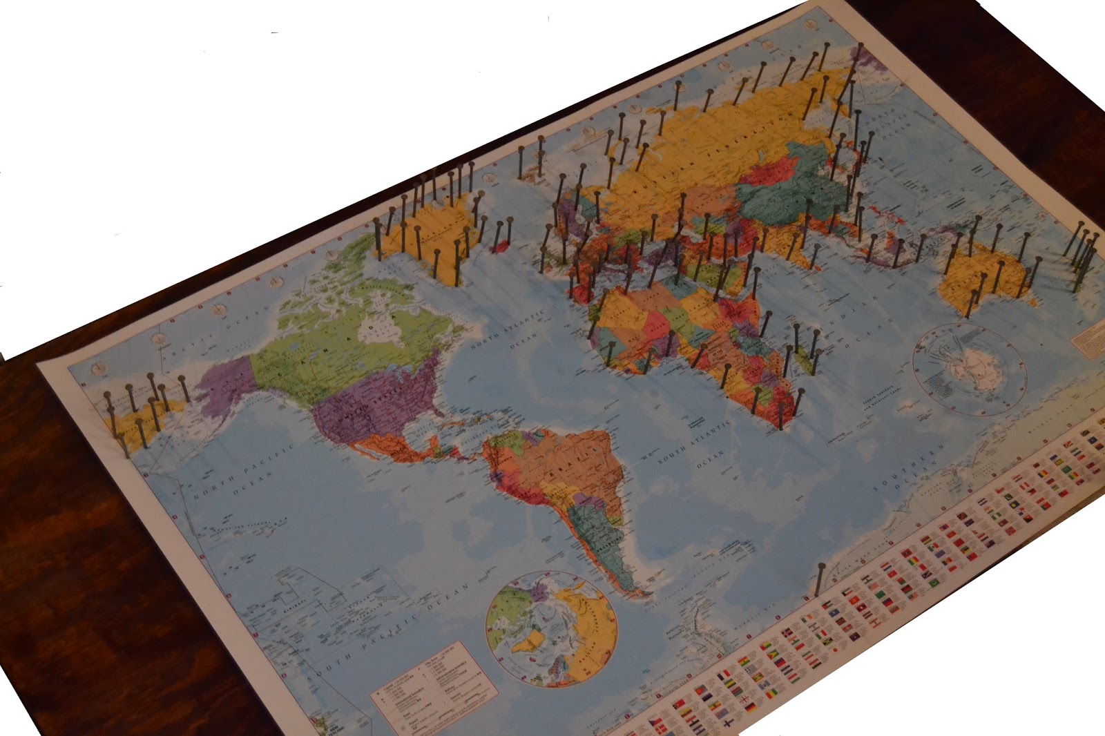 The Crafty Novice: DIY: String Art World Map