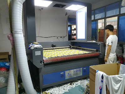 laser cutting machine 