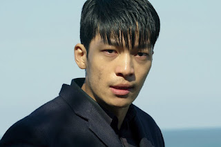 Wi Ha-joon como Hwang Jun-ho