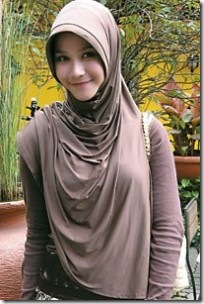 Gaya Jilbab 2012