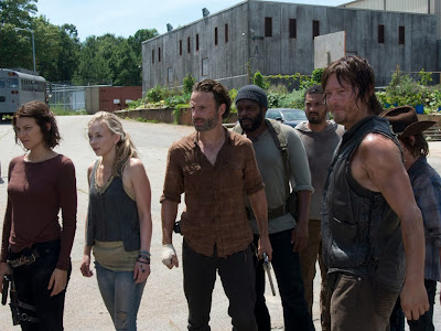 http://unrinconenelinternet.blogspot.com/2013/11/the-walking-dead-episodio-4x08-sin.html