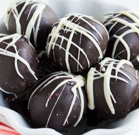 Peppermint Truffles #desserts #christmas