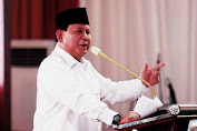 Secara Sederhana HUT 15 Partai Gerindra, Prabowo Subianto Sapa Kader dan Minta Maaf Ke Warga Atas Penggunaan Jalan Sekitar Kantor DPP 