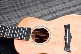 Snail MUC-M3 Concert Ukulele sound hole