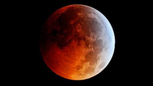 Lunar Eclipse Coincides With Winter Solstice After 372 Years