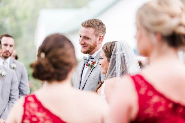 A Cranberry and Blue Autumn Wedding at Worsell Manor in Warwick, MD by Heather Ryan Photography 