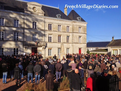 French Village Diaries Chef Boutonne France manifestation Je Suis Charlie