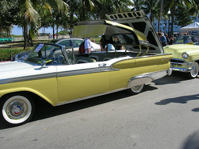 1959 Ford Skyliner