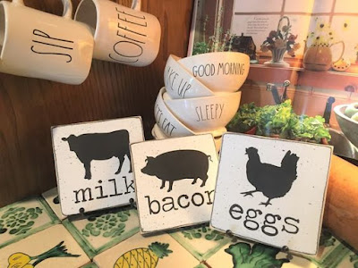 Handmade mini signs with farm animal designs