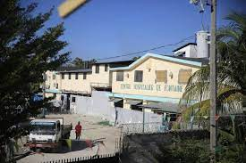 Banda ingresó a hospital en Haití y tomó de rehenes a mujeres y niños