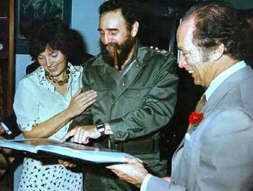 Margaret Trudeau and Fidel Castro in Havana, Cuba, nine months before Justin was born.