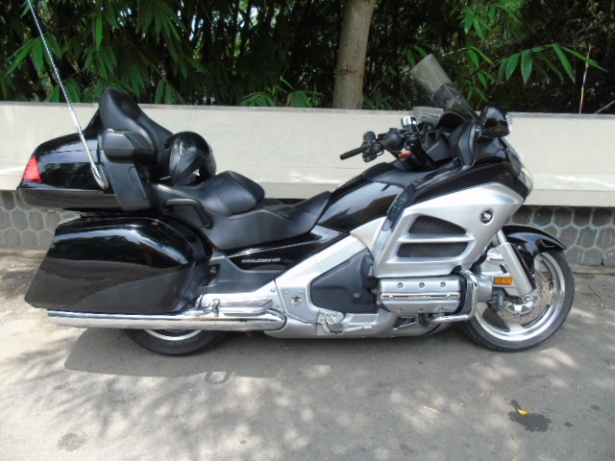  moge  Jual Moge  motor gede honda  goldwing 2012 di sekoto 