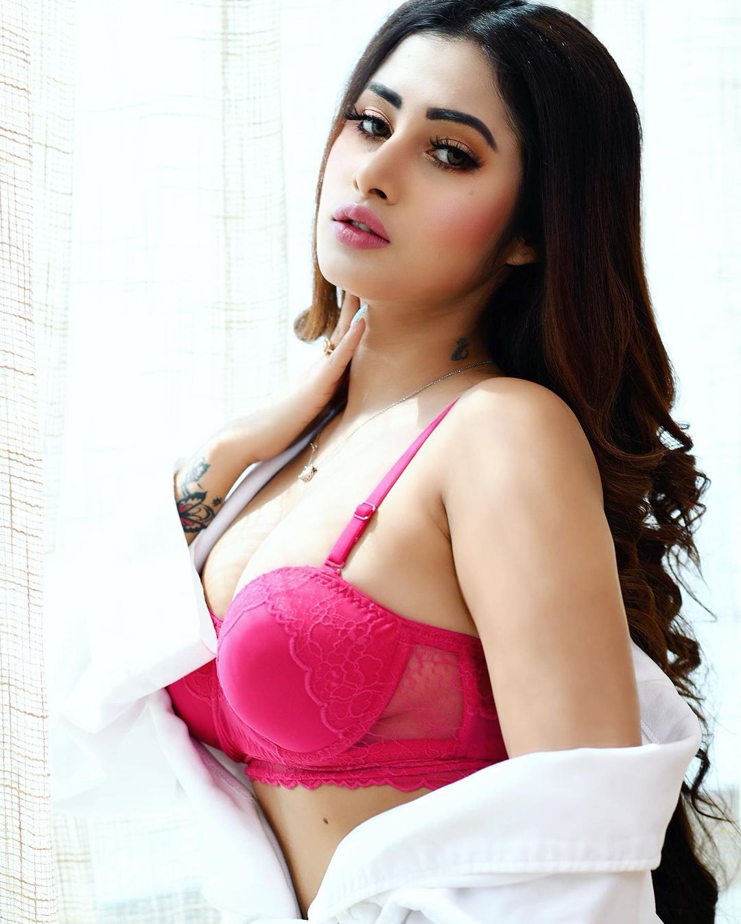 Indian Kolkata Hot Model Actress Jiya Roy