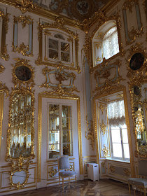 DAY THREE IN ST PETERSBURG, A TRIP TO PETERHOF PALACE