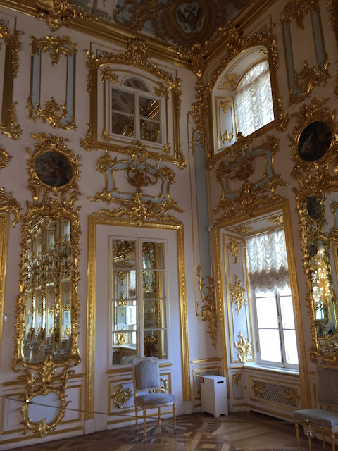 DAY THREE IN ST PETERSBURG, A TRIP TO PETERHOF PALACE