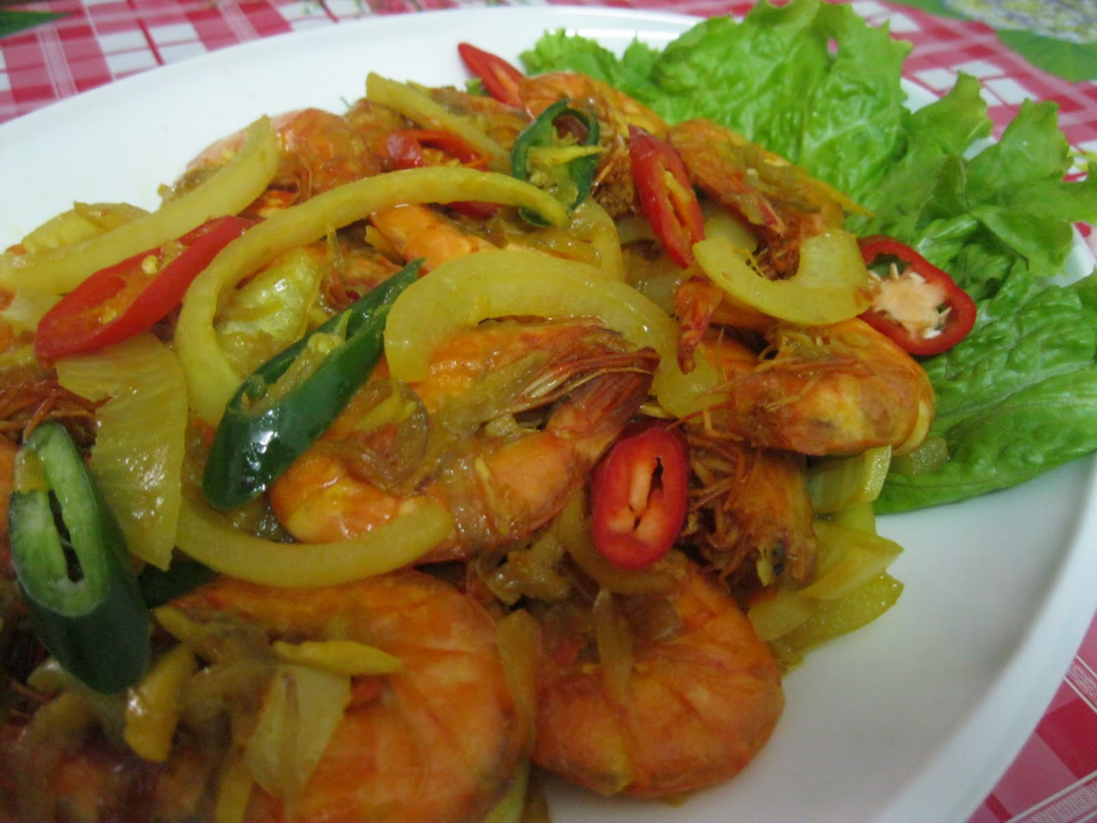 Dari Dapur Maklong Udang Goreng Kunyit