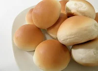 dinner rolls