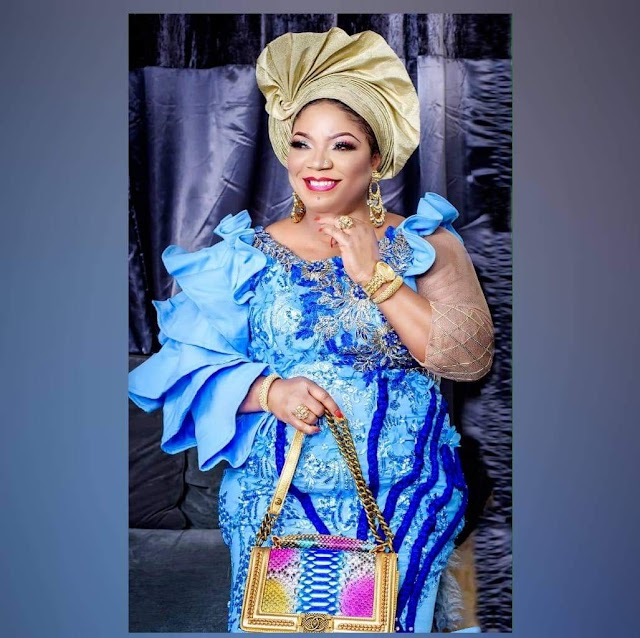 Beautiful Lady of Style Ainna Ike Anobi Pounds