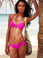 Brazilian hot model Lais Ribeiro in Victoria’s Secret sexy bikini photo shoot