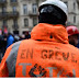 Réforme des retraites:à Paris, des manifestants décidés à "mettre la France å l'arrêt