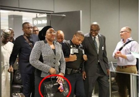 Aisha Buhari's gold bag allegedly worth N40m causes social media upheaval