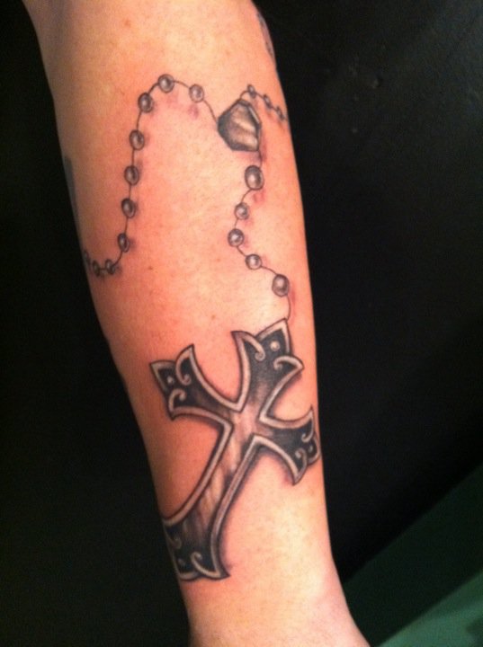 Tattoo Black and Grey Rosary Beads Cross Posted by Jessica Brennan