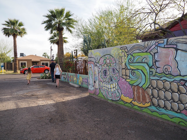 Calle 16 murals, Phoenix AZ