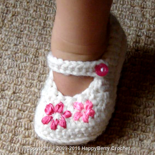 Lazy Daisy Girl’s Shoes - Free Pattern