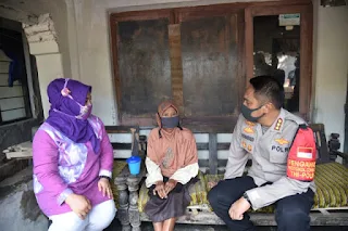 Bhakti Sosial Polresta Cirebon ke Lembur Tohaga Lodaya Sangkan di Desa Pesanggrahan Cirebon