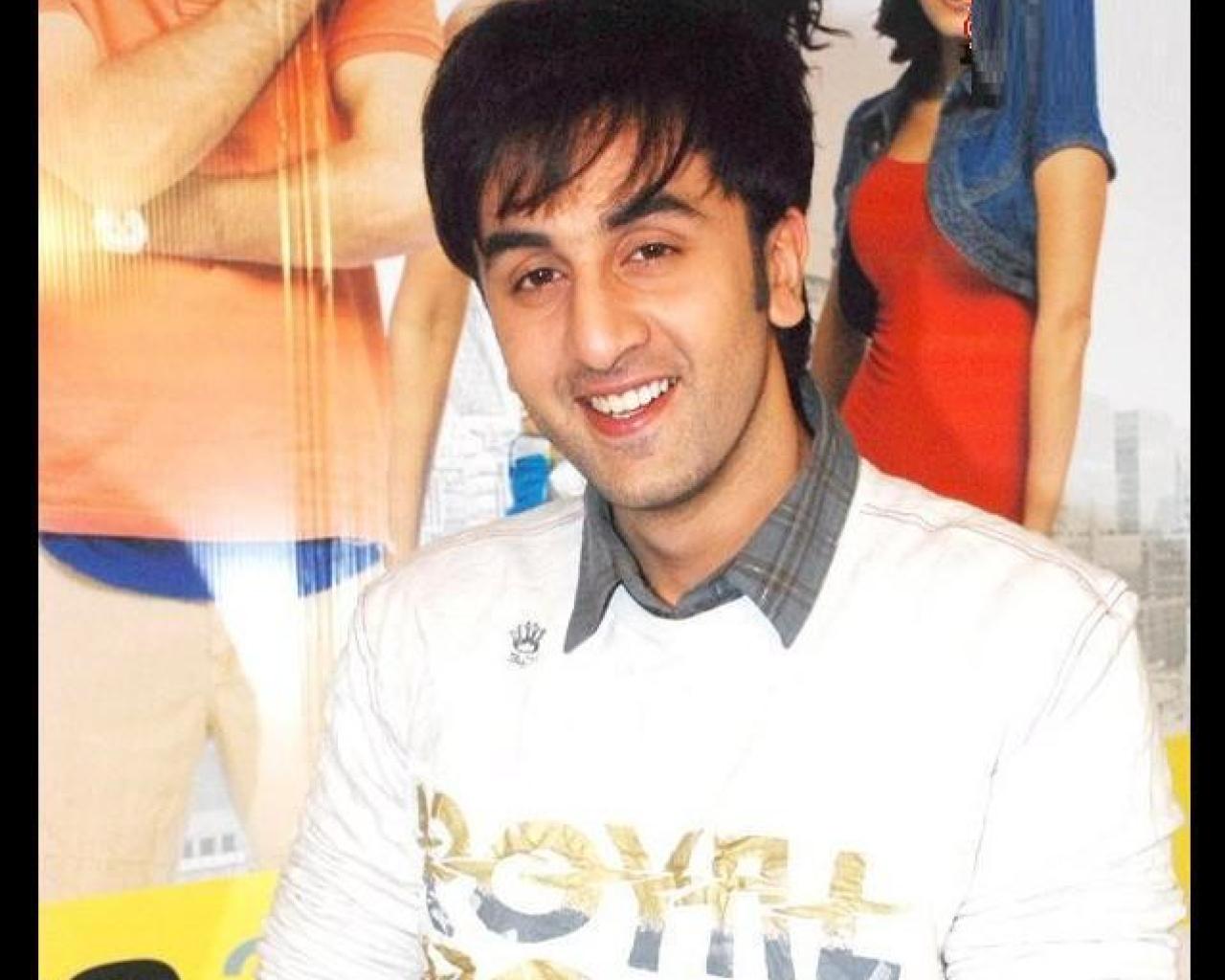 Extream Fashion: Ranbir Kapoor Hairstyle